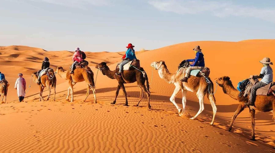 Itinerario de Viaje 4 días desde Ouarzazate al desierto de Merzouga